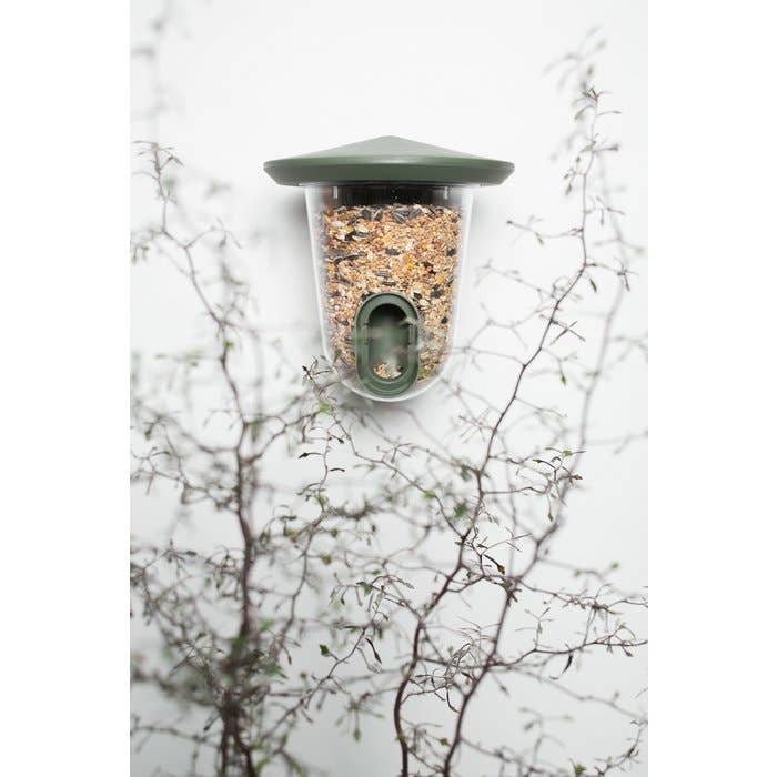 Hello Feedr plastic bird feeder