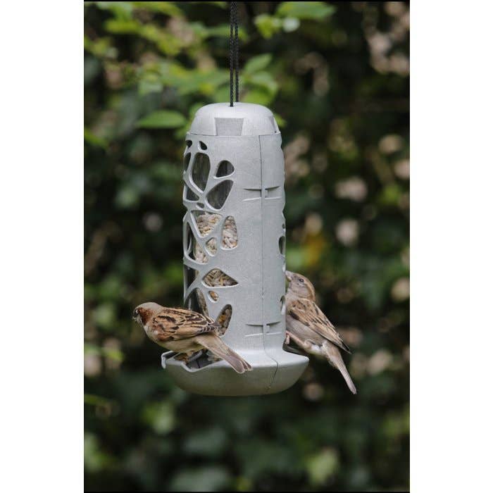 Hello Tara 100% recycled plastic bird feeder