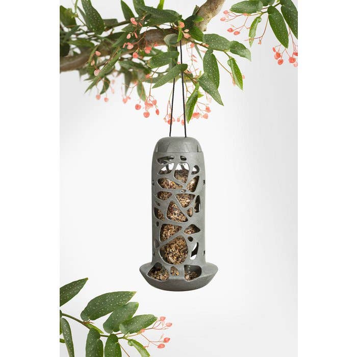 Hello Tara 100% recycled plastic bird feeder